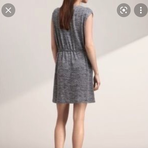 Wilfred free Kemesky dress by Aritzia. Size XS - Picture 7 of 7